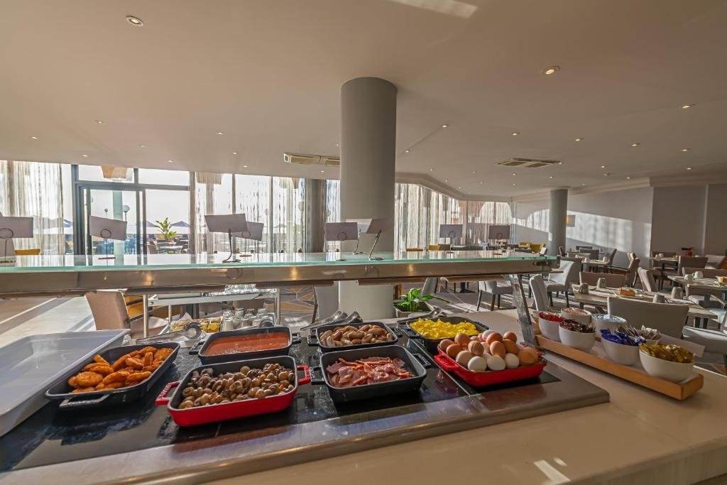 Radisson Blu St. Julian's Resort – fotka 7