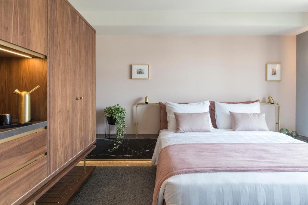 Perianth Hotel – fotka 5