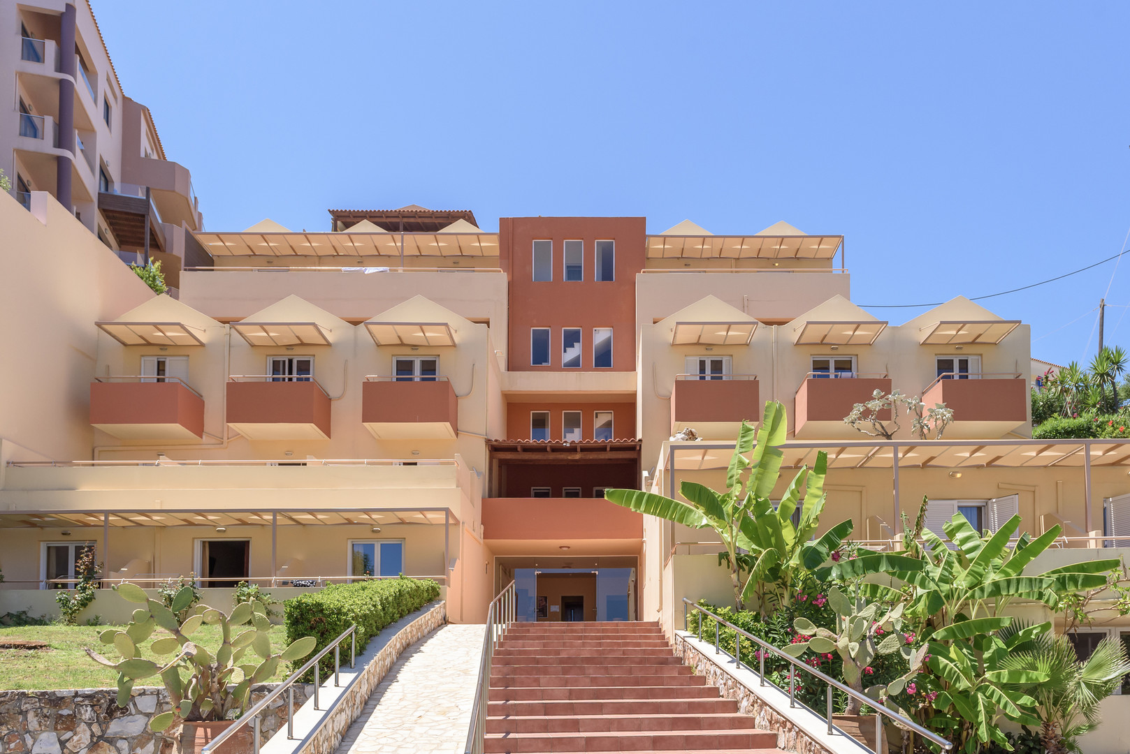 Theo Hotel Agia Marina – fotka 3