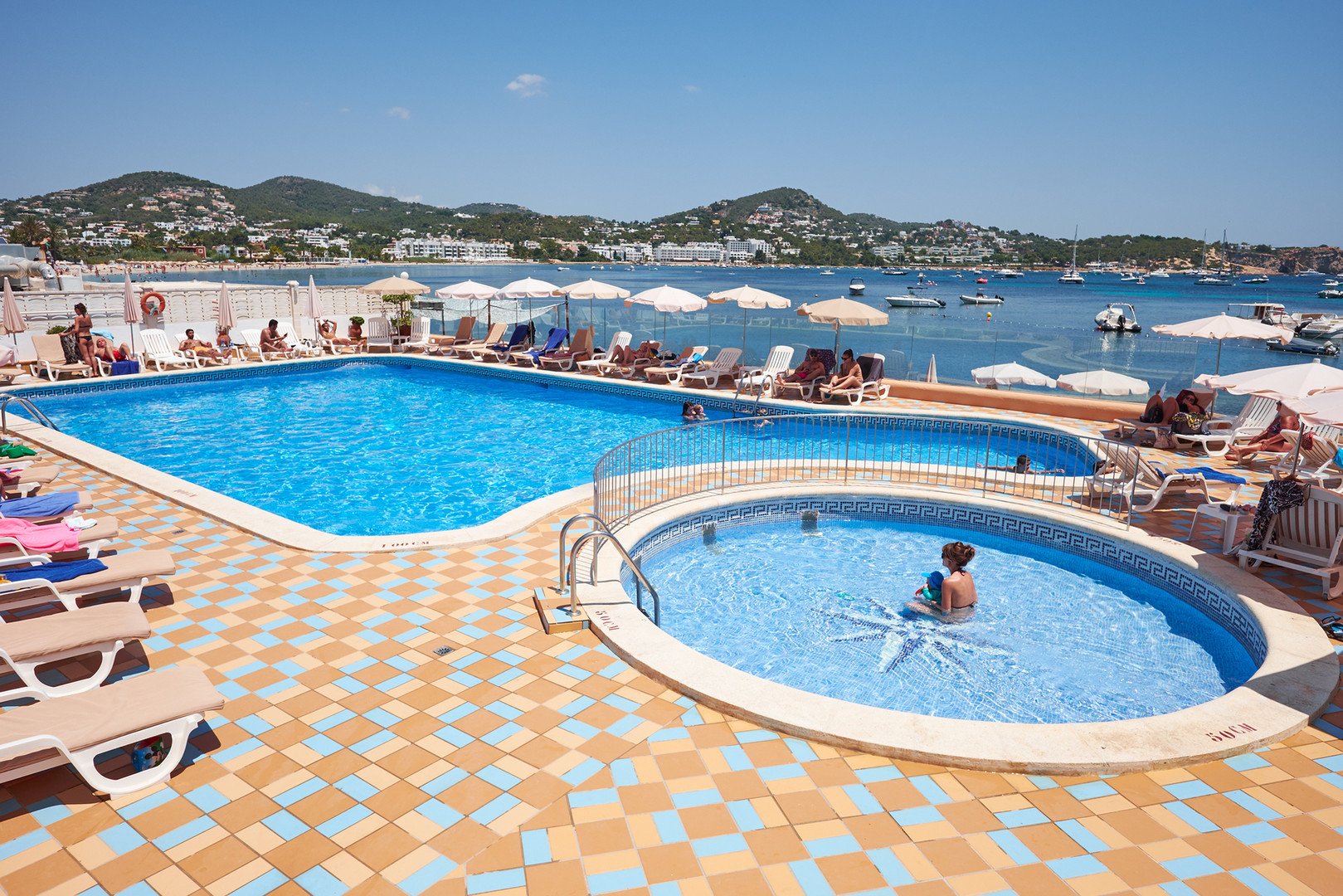 Argos Hotel – fotka 12