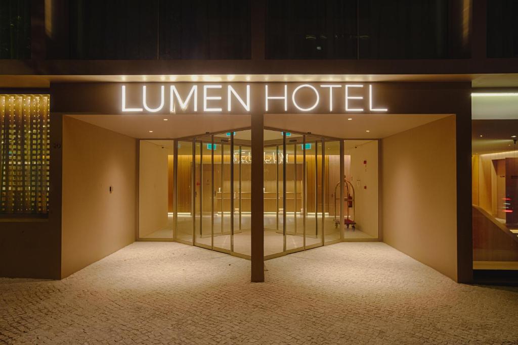 Lumen Hotel & The Lisbon Light Show – fotka 2