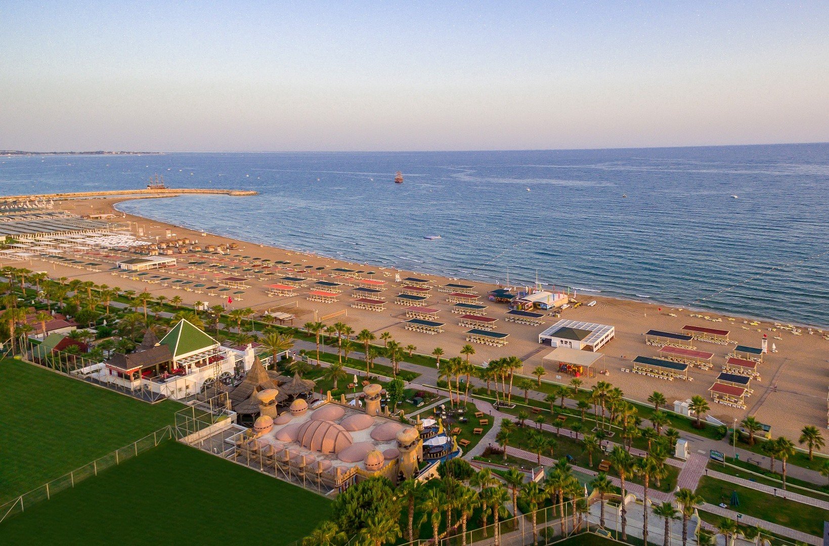 Kamelya Aischen K Club – fotka 10