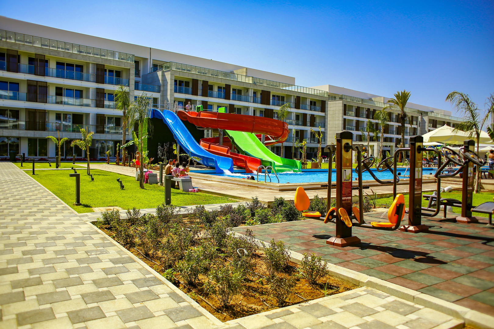 Courtyard Long Beach Holiday Resort 15