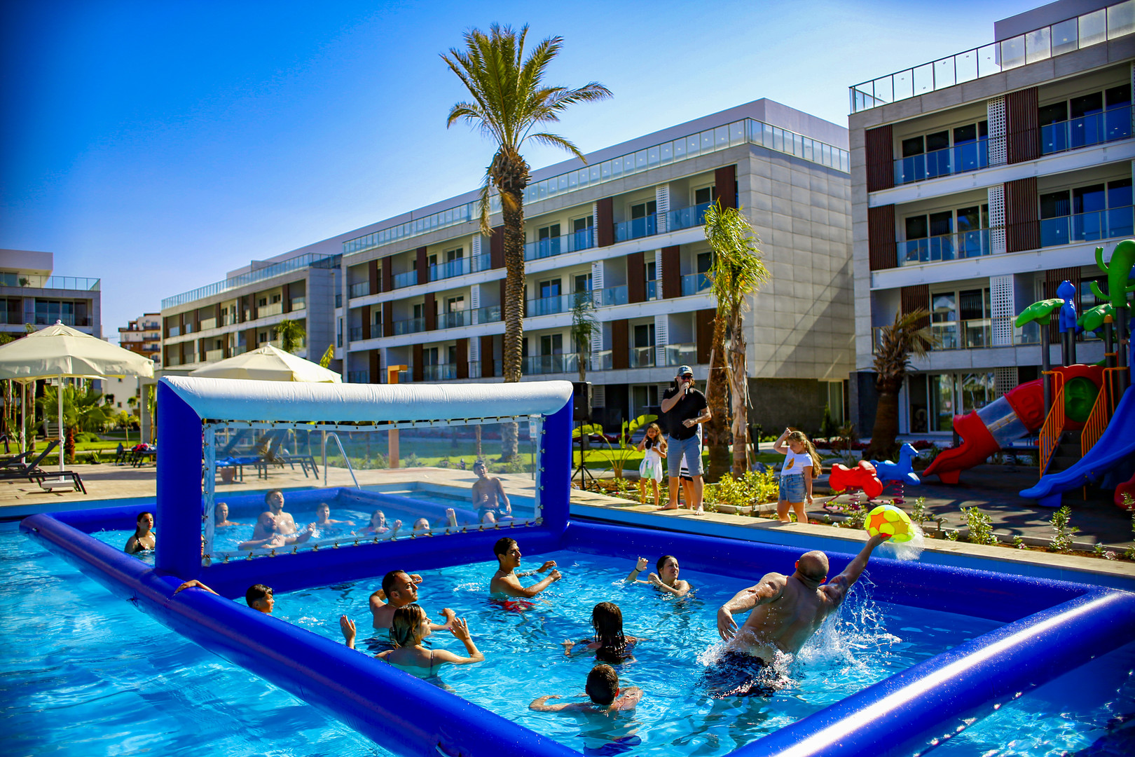 Courtyard Long Beach Holiday Resort 17