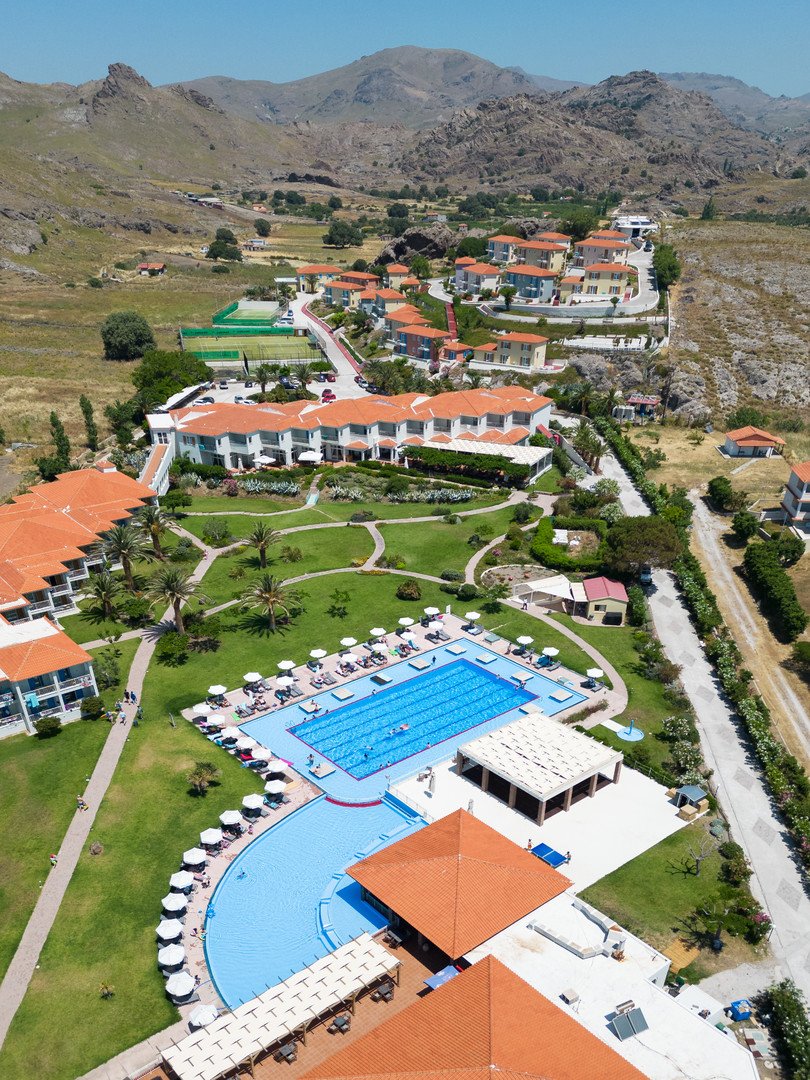 Aeolian Village Beach Resort – fotka 3