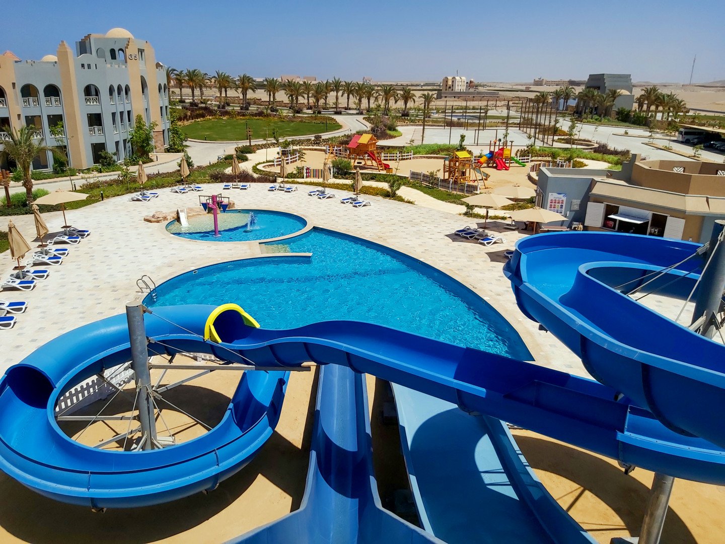 Lazuli and Resort – fotka 8