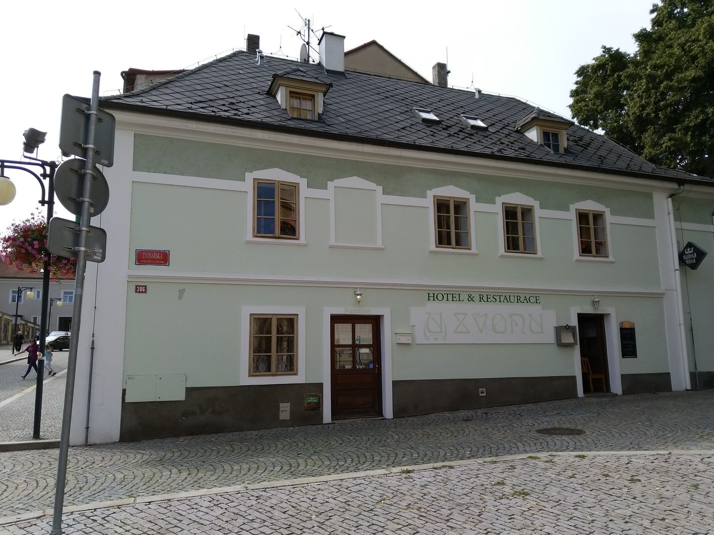 Hotel U Zvonu