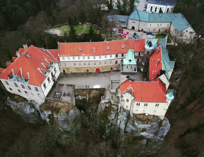 Zámecký Hotel Hrubá Skála – fotka 2
