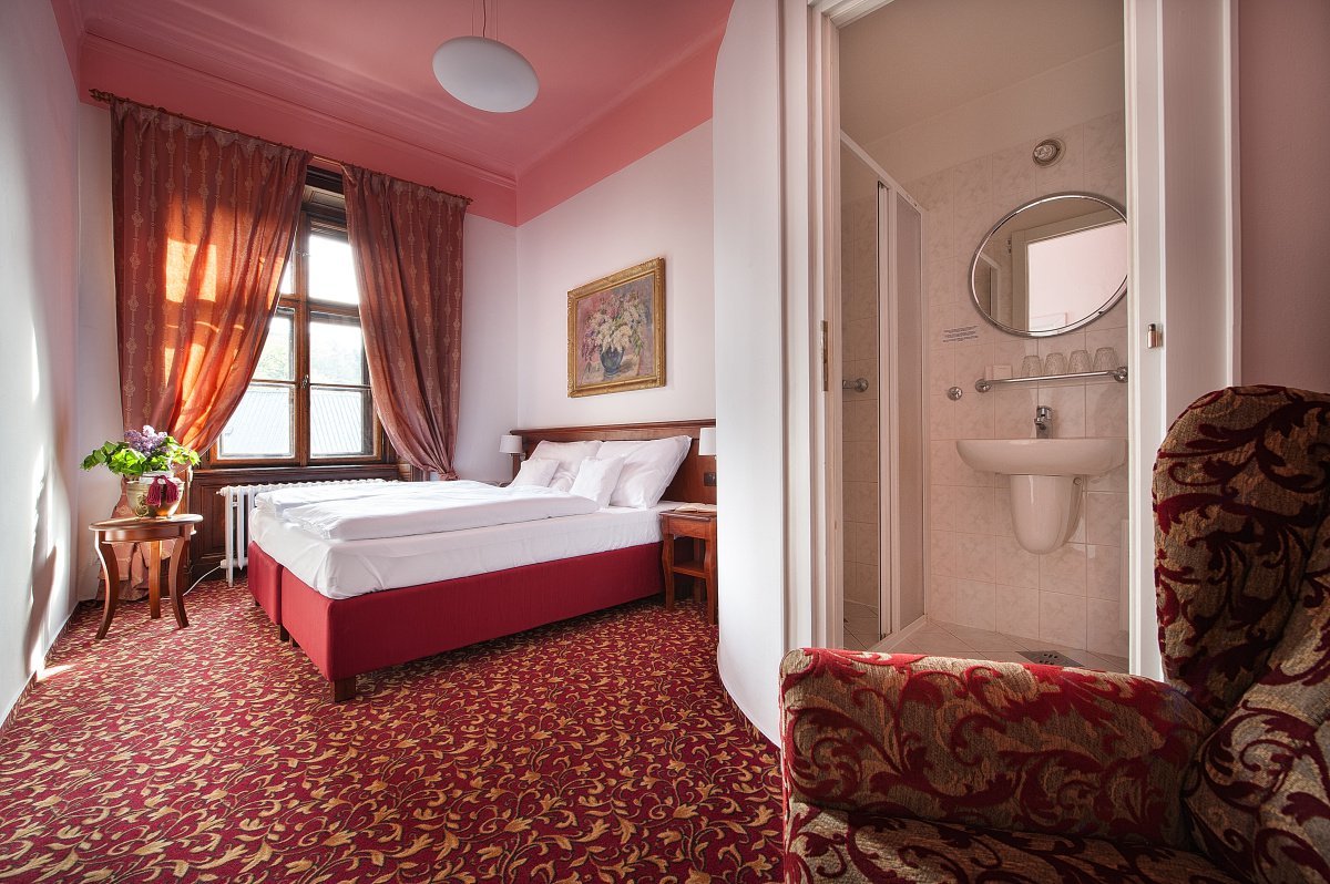 Zámecký Hotel Hrubá Skála – fotka 3