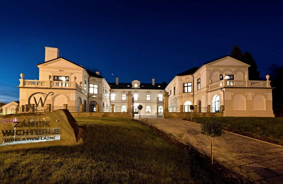 Zámek Wichterle hotel a pivní lázně – fotka 2