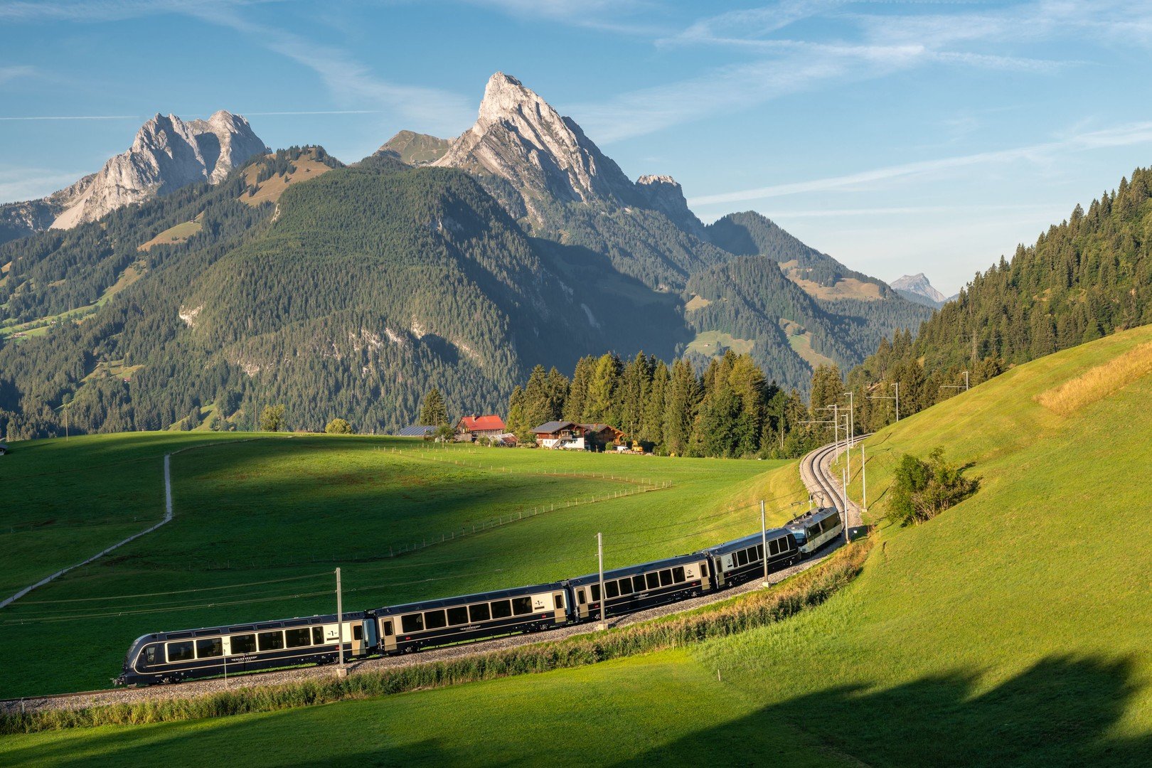Obrázek hotelu Panoramatickým Goldenpass Expresem k Ženevskému jezeru