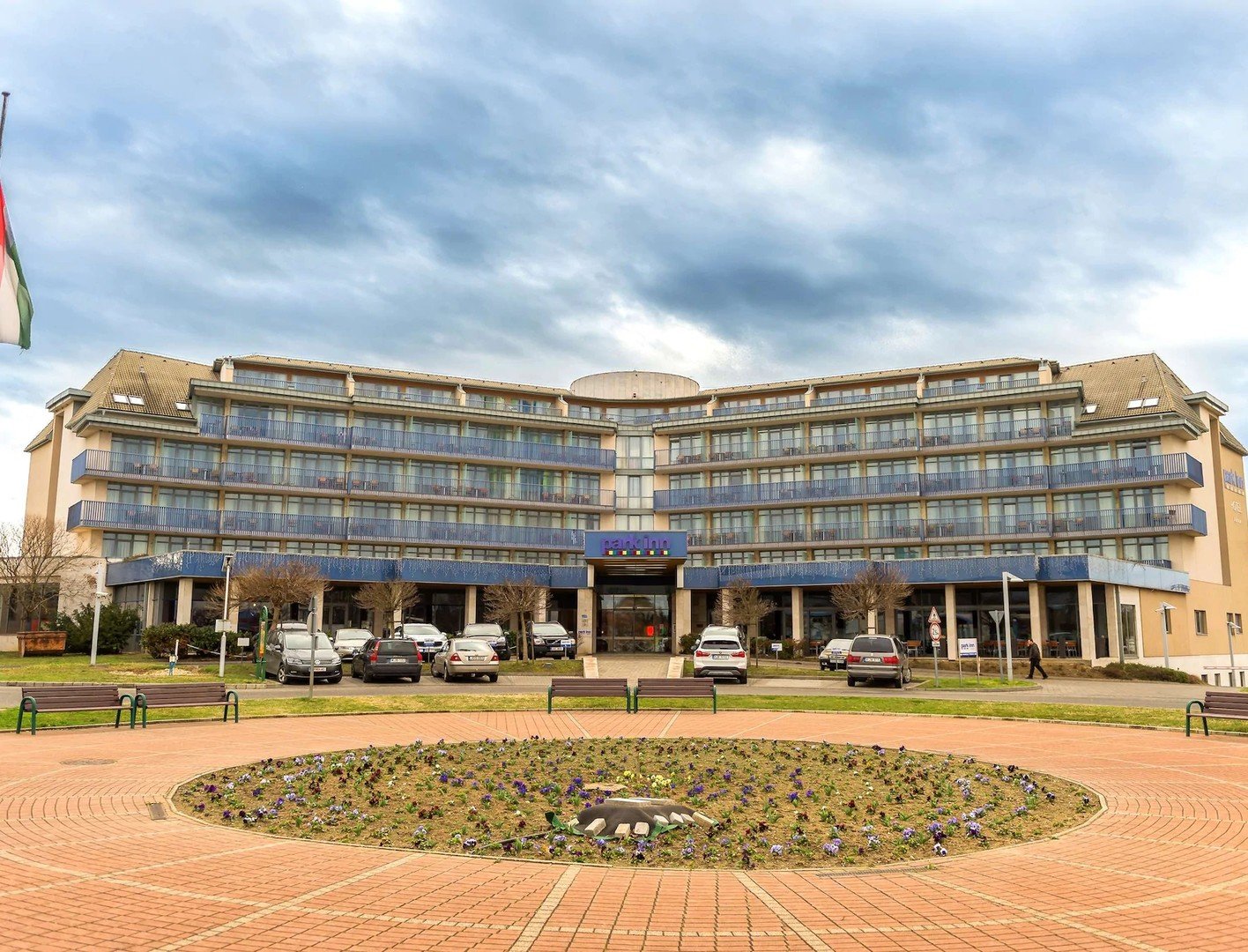 Park Inn Sárvár – fotka 3