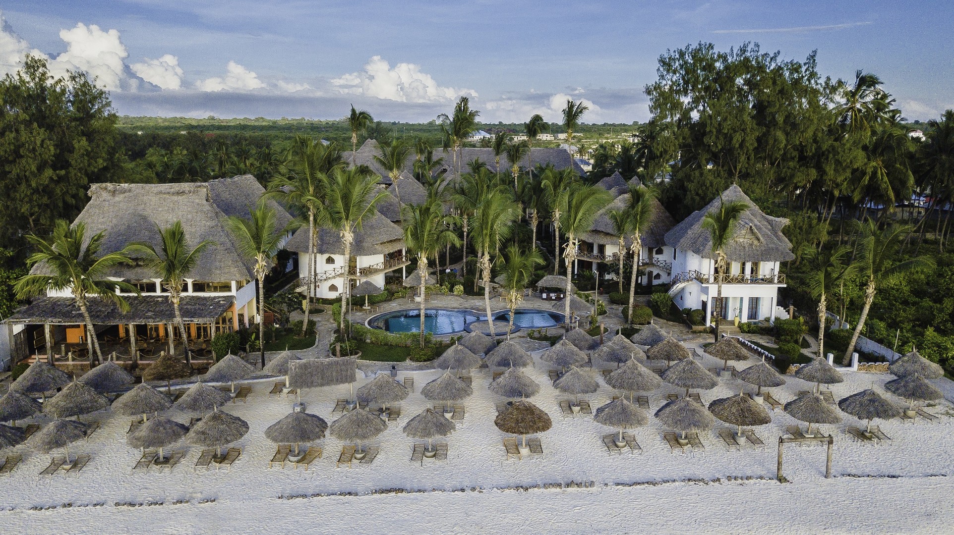 Hotel Waridi Beach Resort and SPA