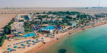 BM Beach Resort