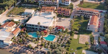 Hotel Robolla Beach Aparthotel