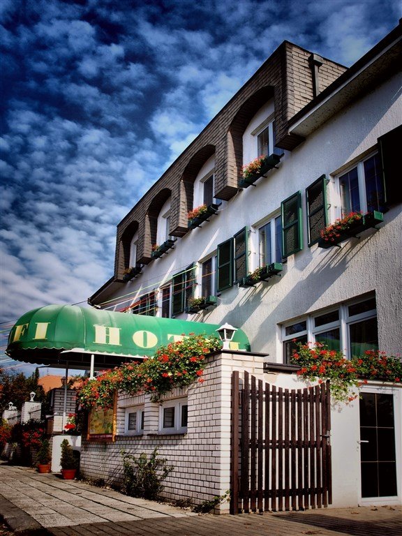 Hotel Golfi