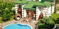 Hotel Emerald Beach Resort #2