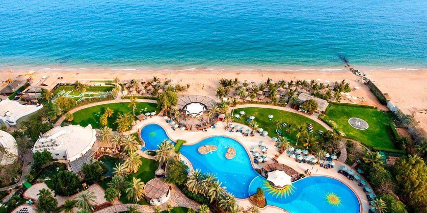 Le Meridien Al Aqah Beach Resort