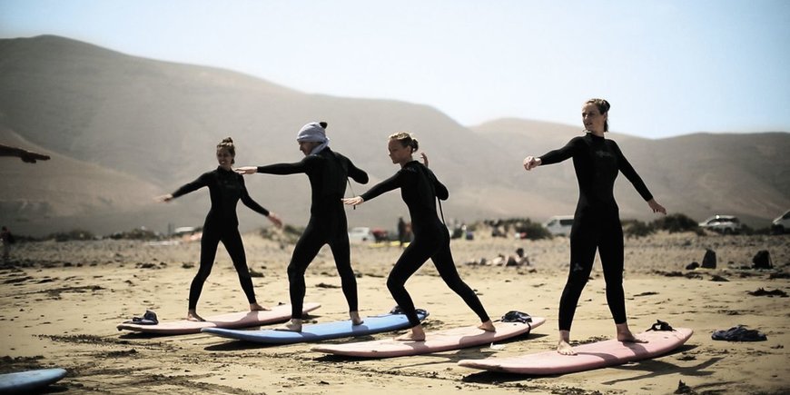 Surfing Famara -  Hotel Papi 