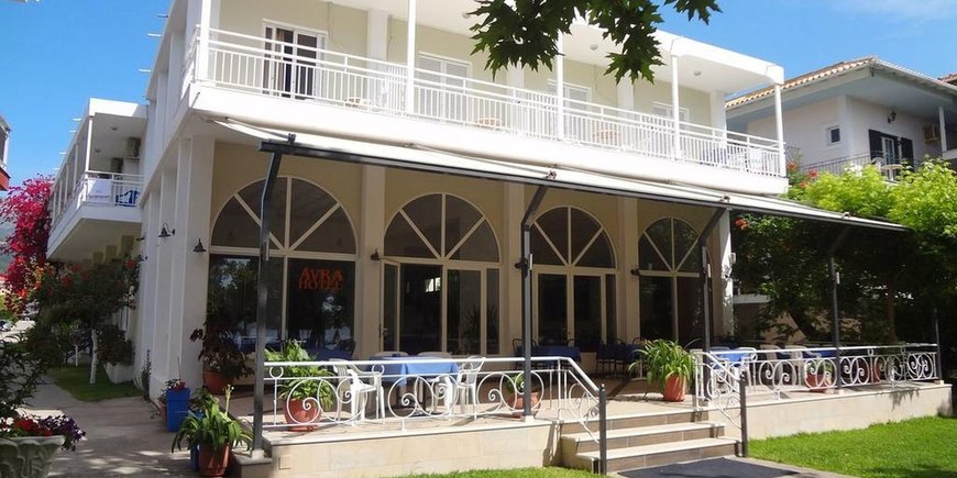 Hotel Avra Beach