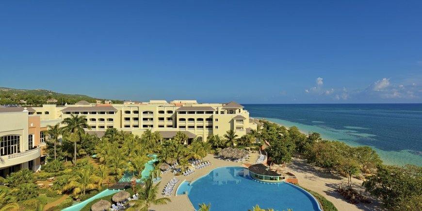 Iberostar Waves Rose Hall Beach