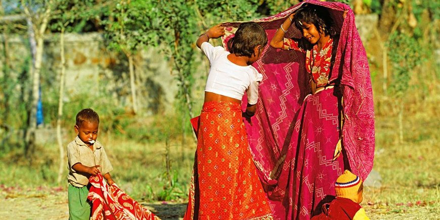 Sari bandhani i baole
