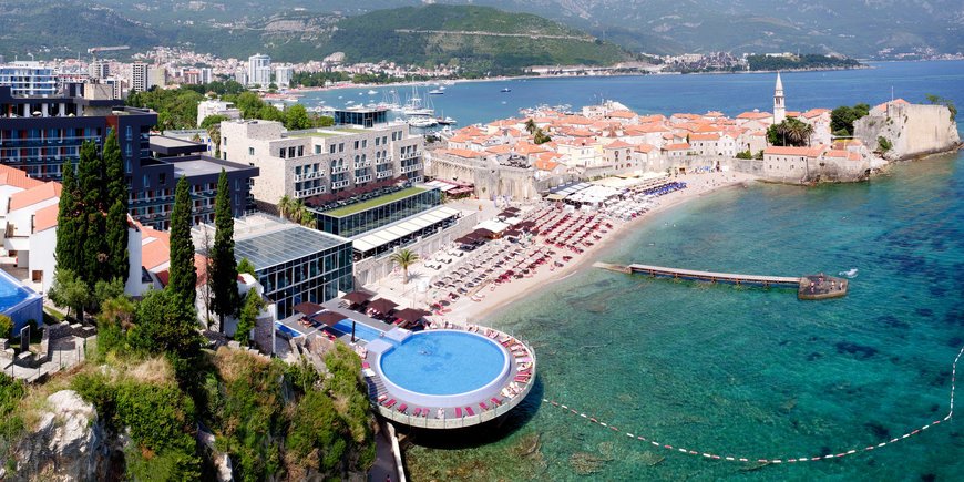 Hotel Avala Resort & Villas