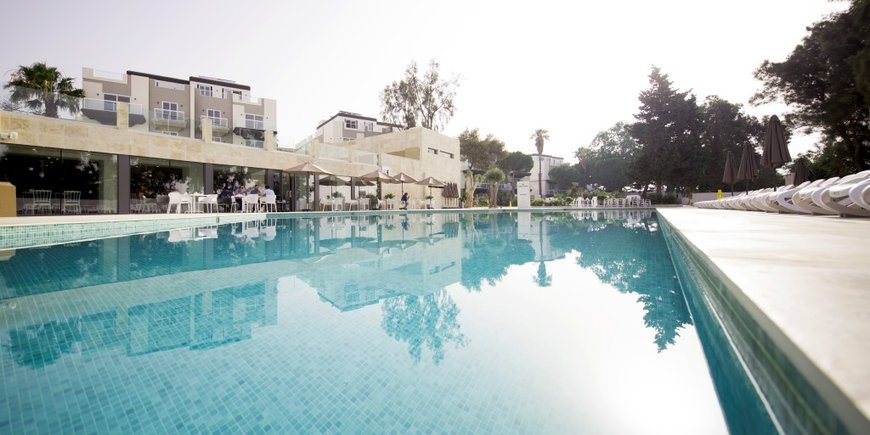 Urban Valley Resort &Spa
