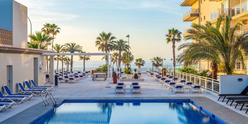 Hotel Las Arenas, Affiliated by Meliá