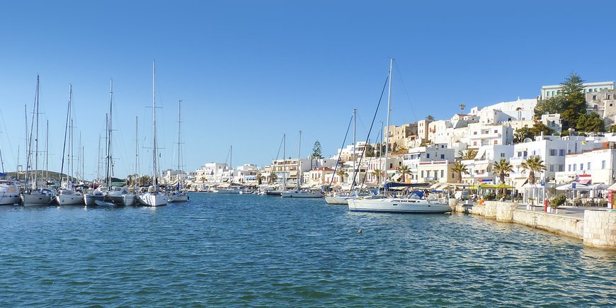 Z Akropolu na Naxos