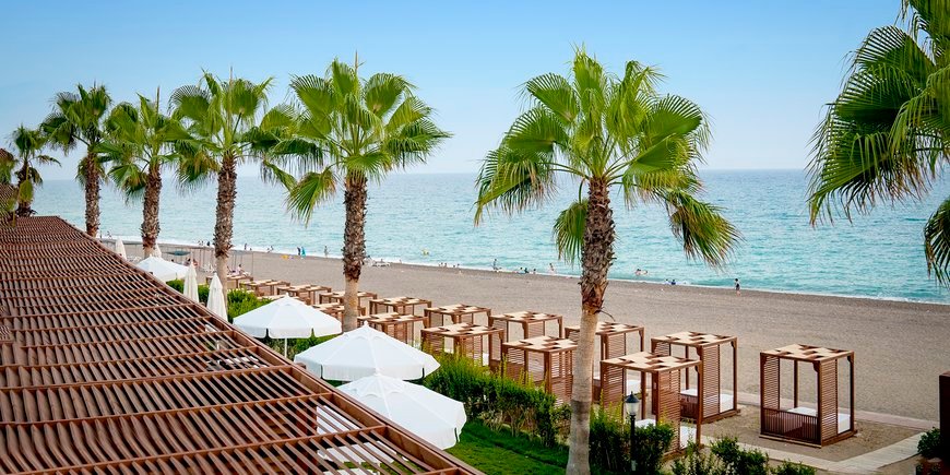 Hotel Adora Calma Beach