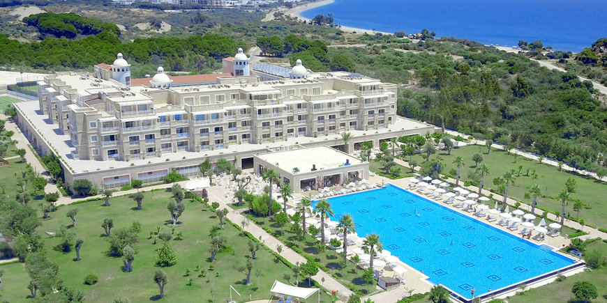 Hotel Andriake Beach Club