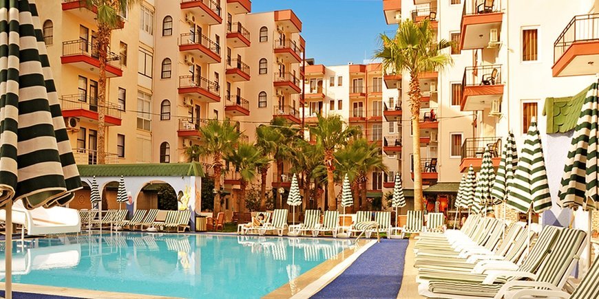 Hotel Astor Beach