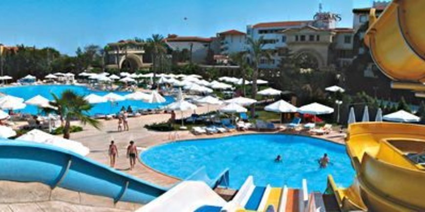 Hotel Cesars Resort