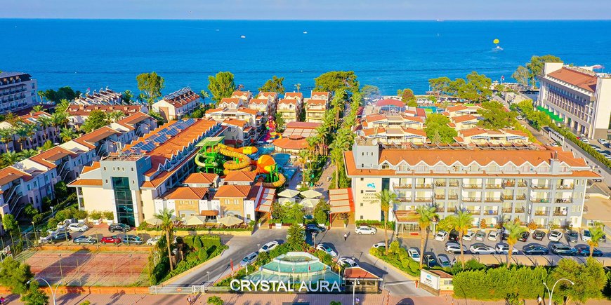 Hotel Crystal Aura Beach Resort & Spa