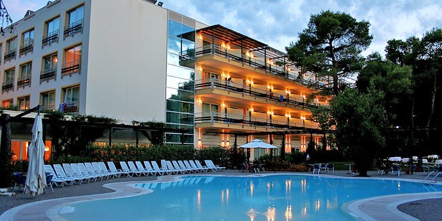 Hotel Nicotel Pineto