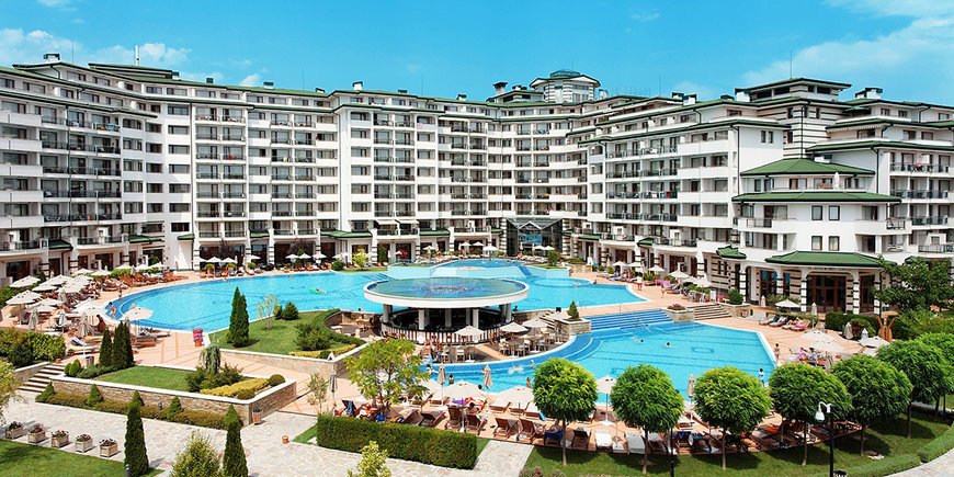 Hotel Emerald Beach Resort