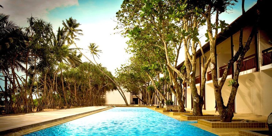 Hotel Pandanus Beach Resort & Spa