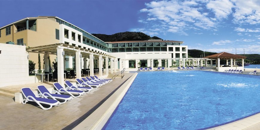 Admiral Hotel