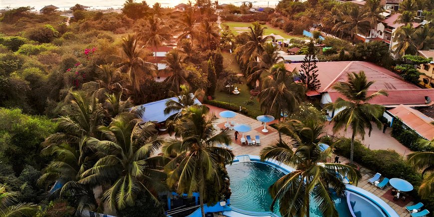 Hotel Paradise Village Beach Resort