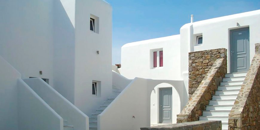 Elena Studios & Suites