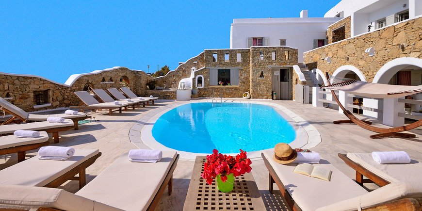 Hotel Paola's Town