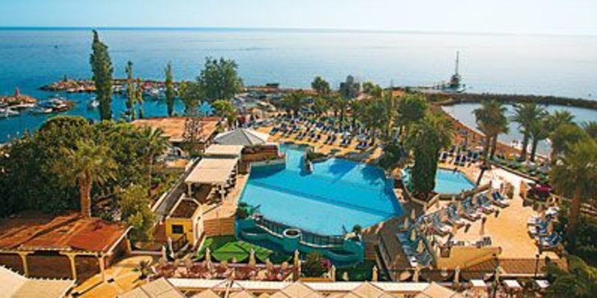 Hotel Golden Coast Beach