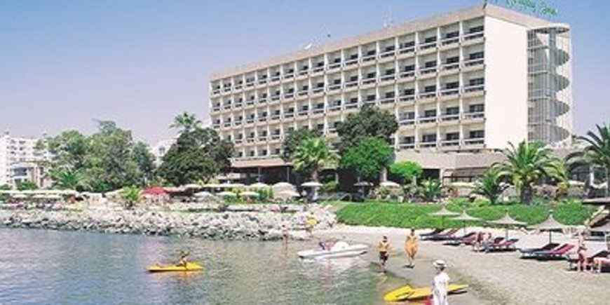 Hotel Holiday Inn