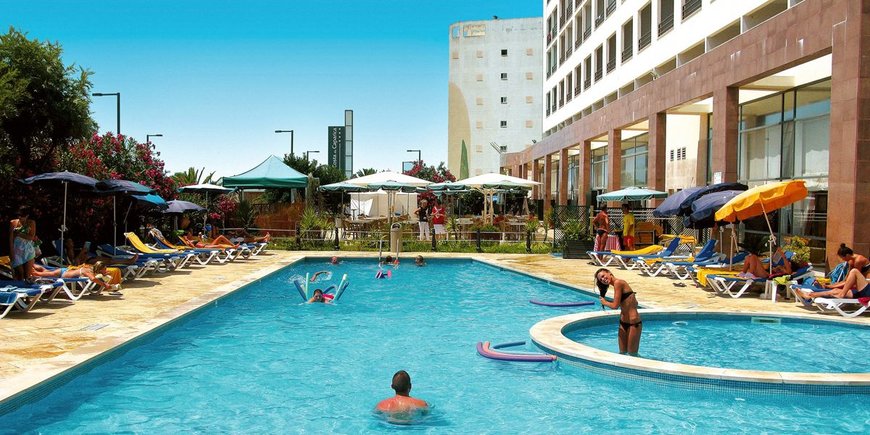 Hotel Ever Caparica Beach & Conference