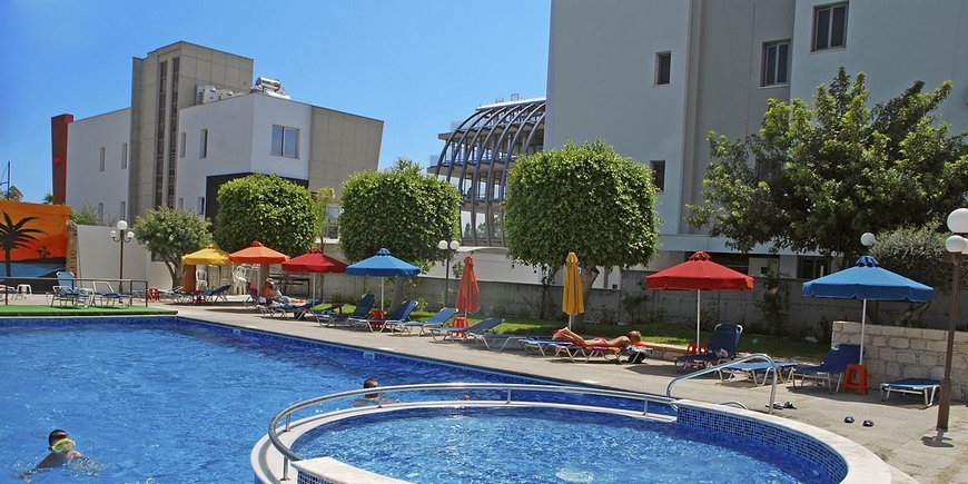 Hotel Caravel