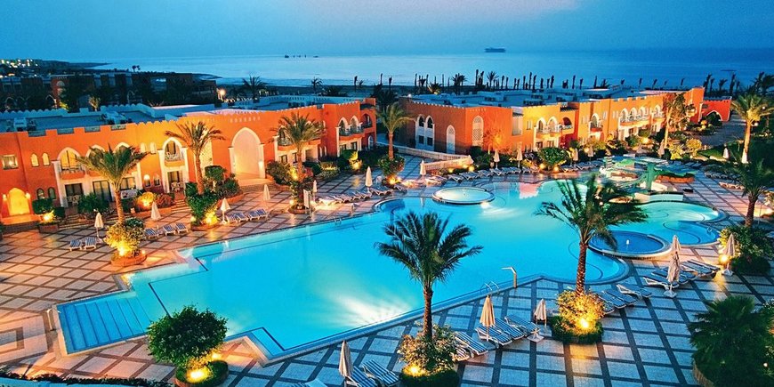 Hotel Grand Azure Resort