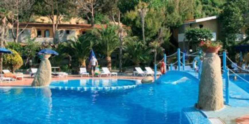 Hotel Resort Blue Paradise