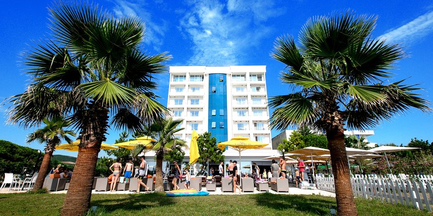 Hotel Blumare Resort