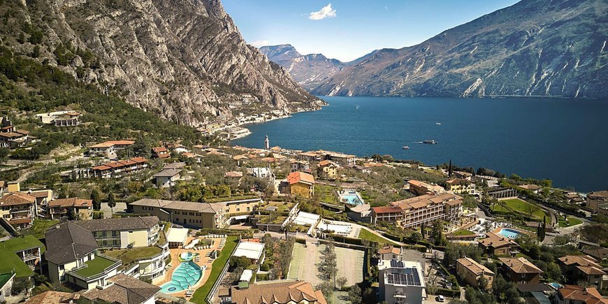 Royal Cortina Hotel